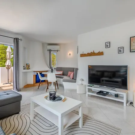 2-bedroom Balaia Golf Village Apartament *